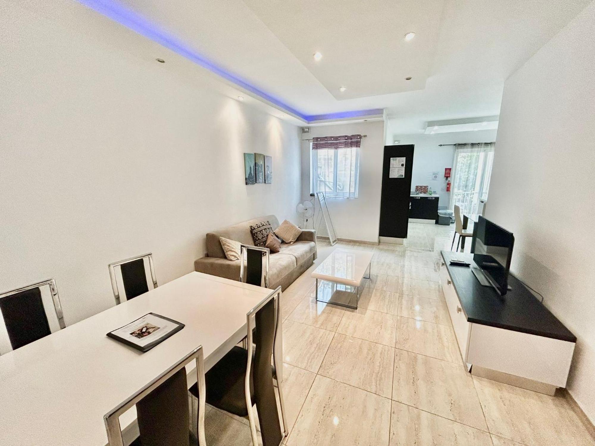 Sliema 2 Bedroom Apartment Екстериор снимка